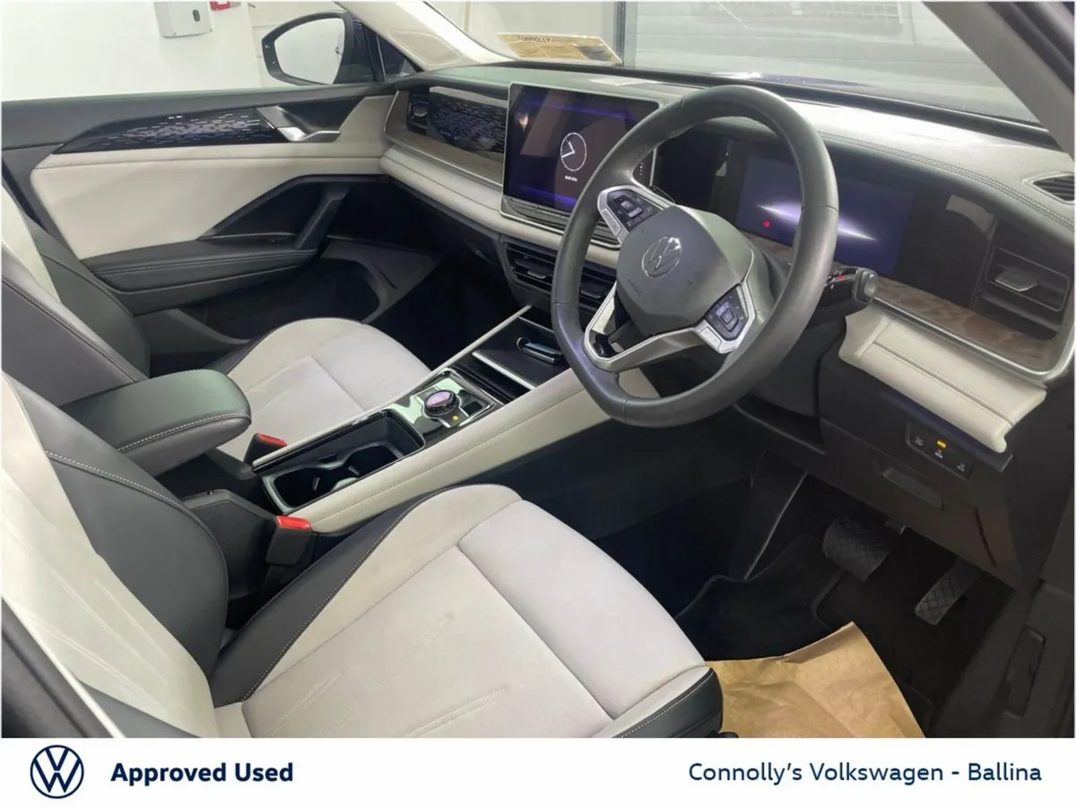 Volkswagen Tayron SUV, Petrol Plug-in Hybrid, 2025, Purple