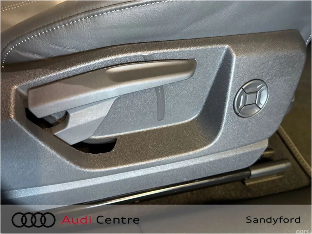 Audi Q5 SUV, Petrol Plug-in Hybrid, 2026, Blue
