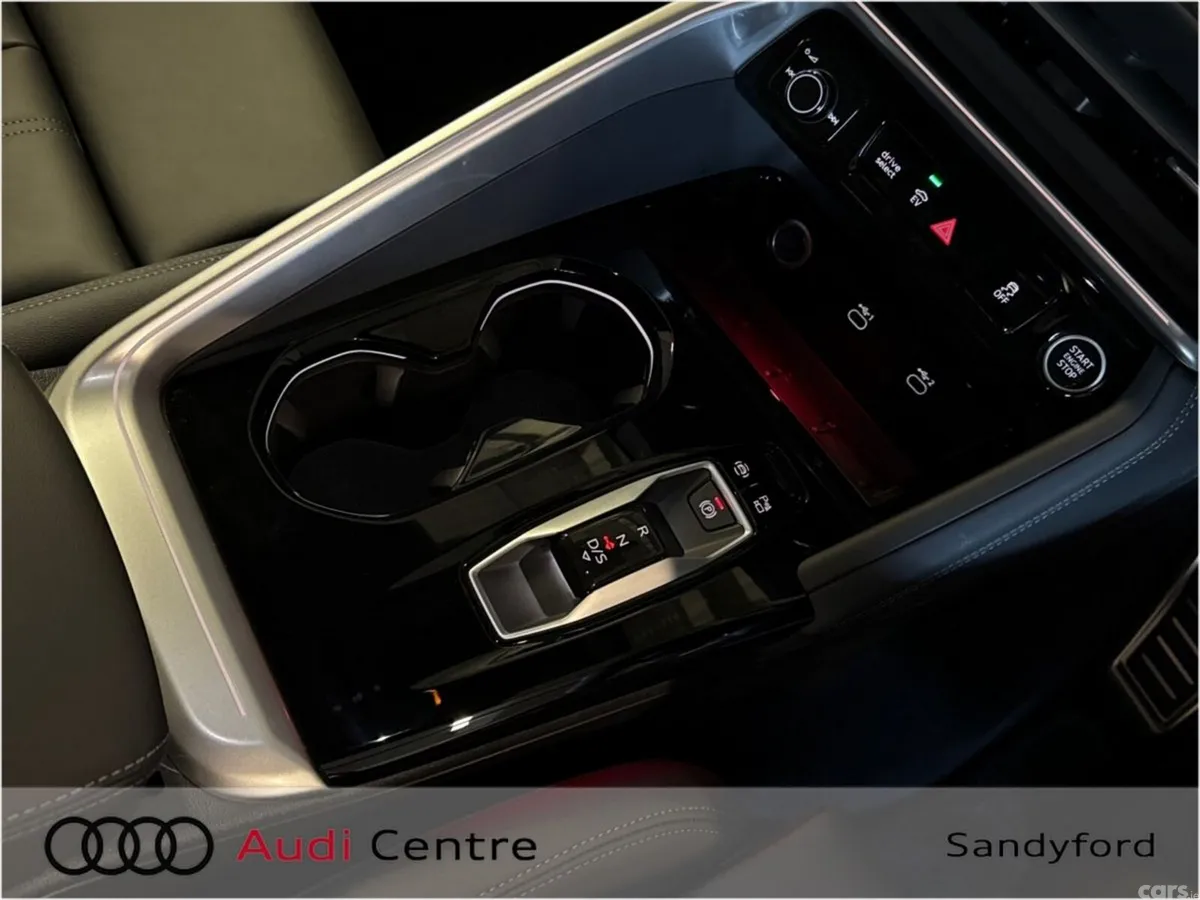 Audi Q5 SUV, Petrol Plug-in Hybrid, 2026, Blue