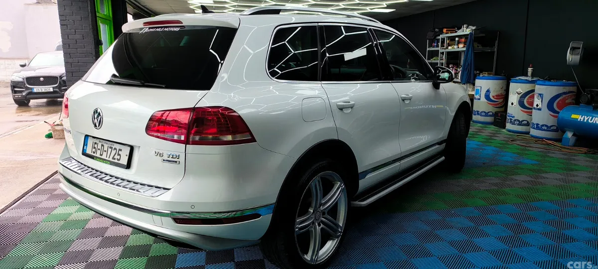 Volkswagen Touareg SUV, Diesel, 2015, White