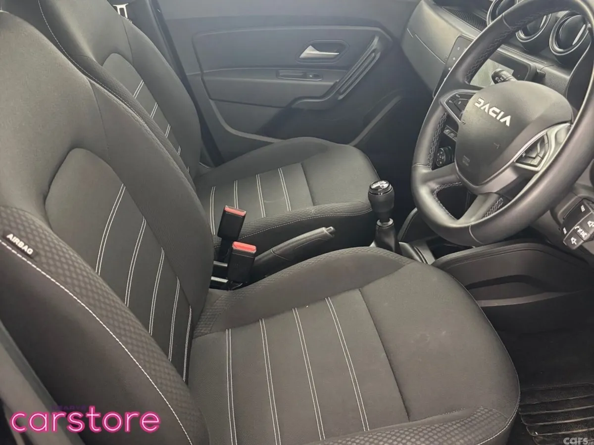 Dacia Duster SUV, Diesel, 2024, Black