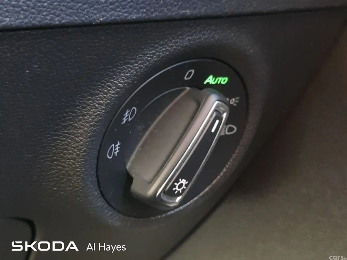 Skoda Karoq SUV, Diesel, 2020, Grey