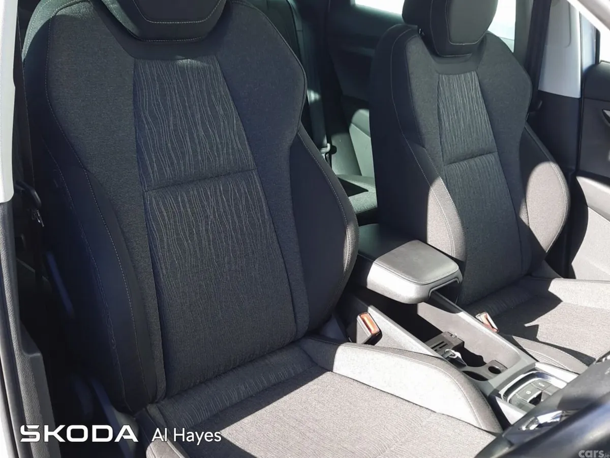 Skoda Karoq SUV, Diesel, 2020, Grey