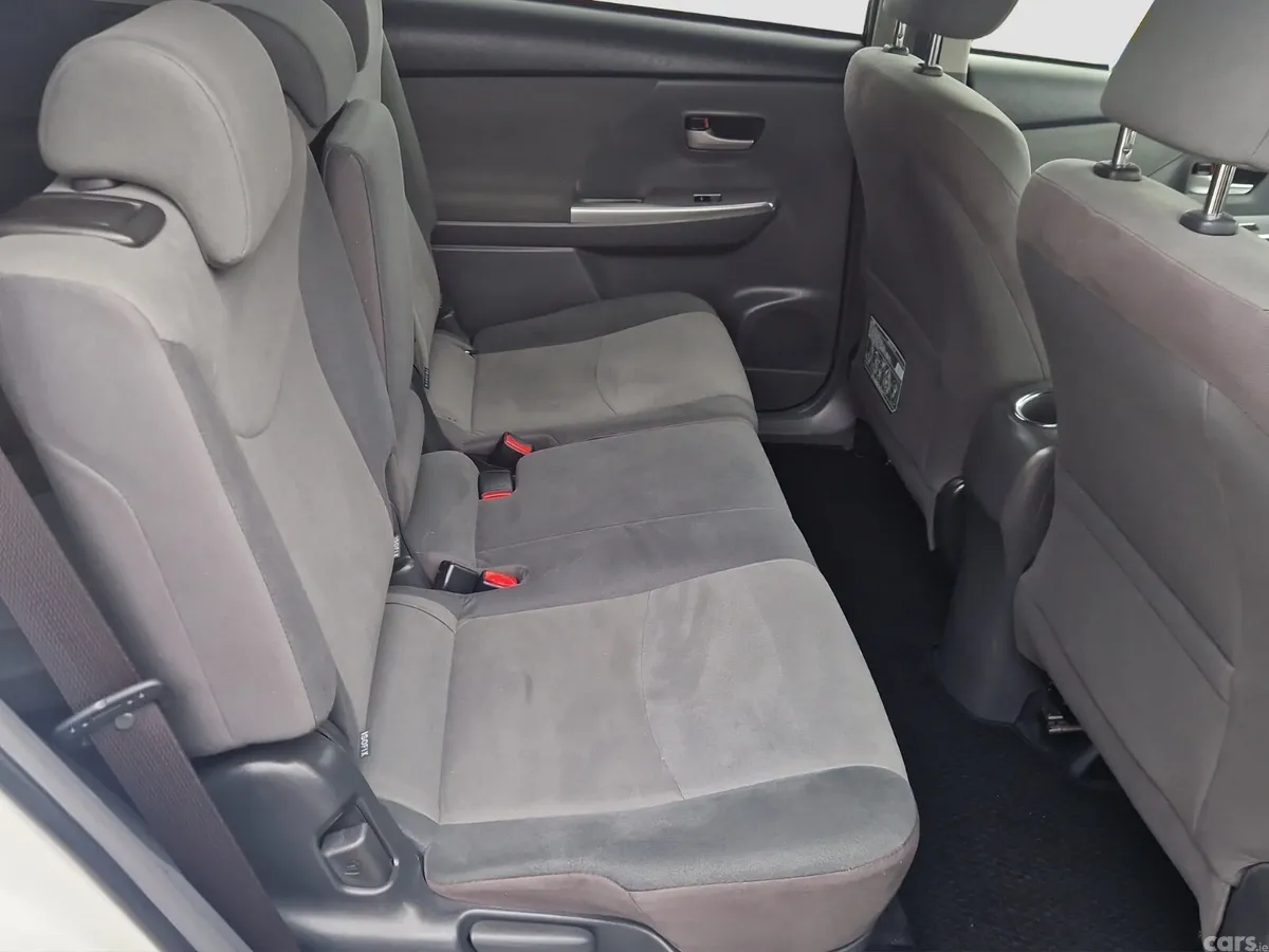 Toyota Prius MPV, Petrol Hybrid, 2013, White