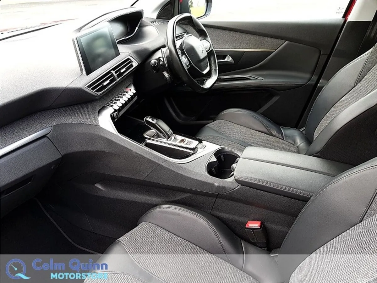 Peugeot 3008 MPV, Diesel, 2019, Red