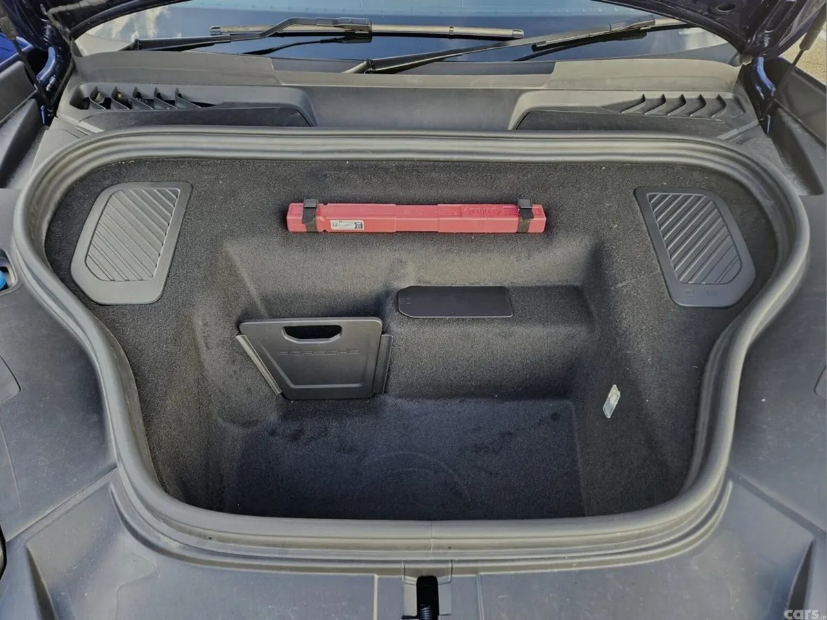 Porsche Macan SUV, Electric, 2026, Blue