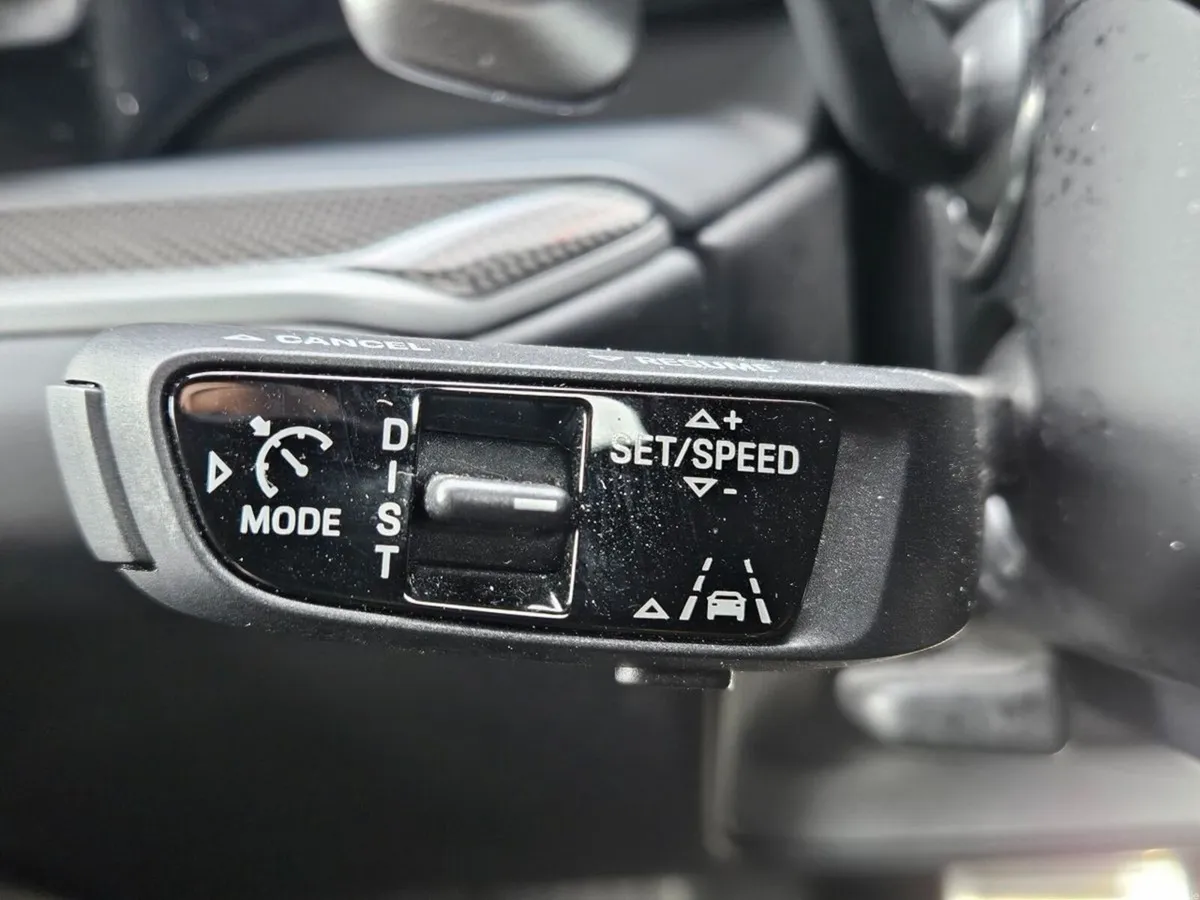 Porsche Cayenne SUV, Petrol Plug-in Hybrid, 2024, Grey