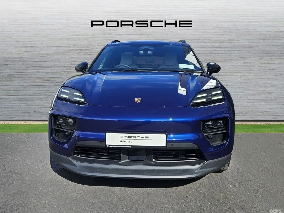 Porsche Macan SUV, Electric, 2026, Blue
