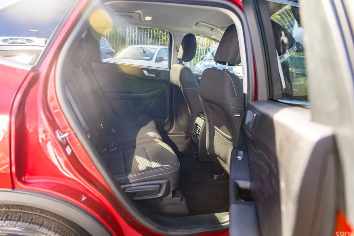 Ford Kuga SUV, Diesel, 2020, Red