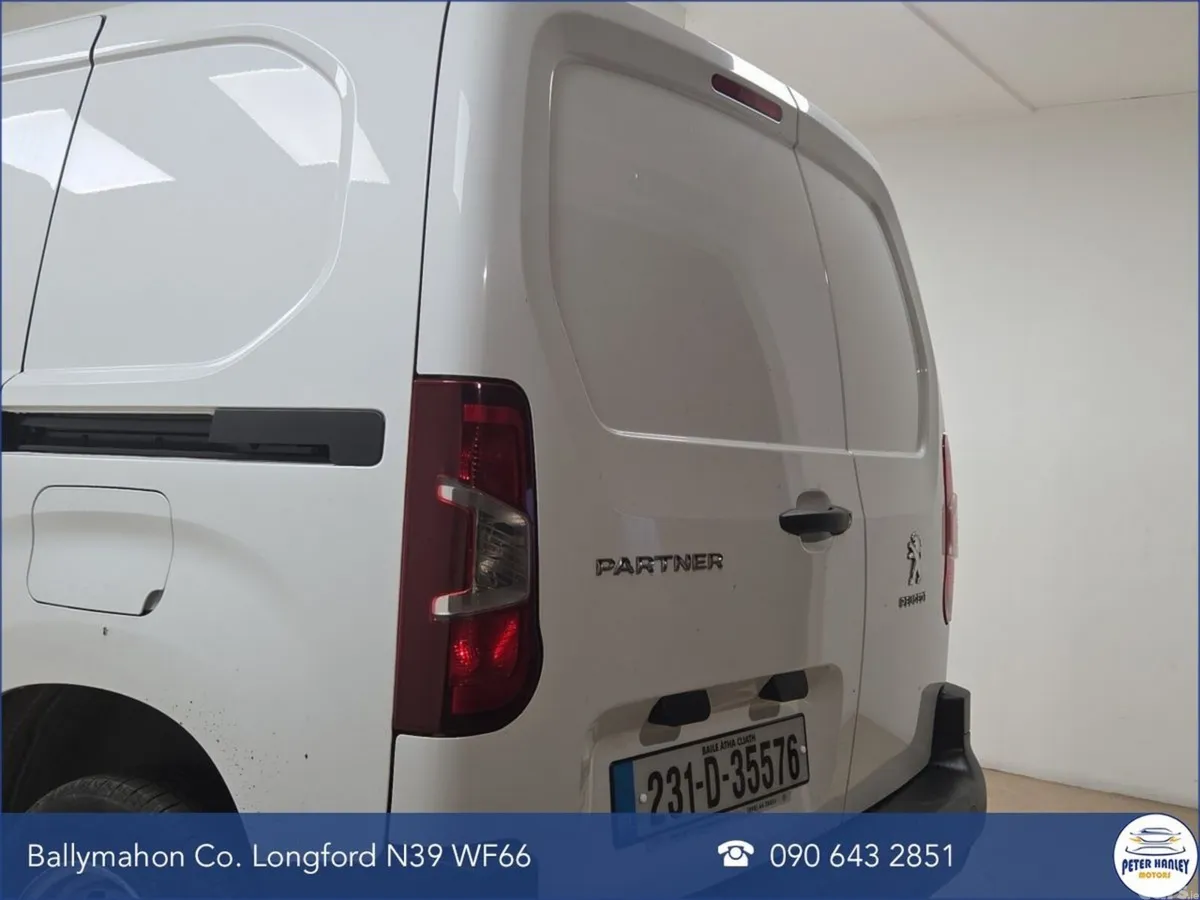 Peugeot Partner MPV, Diesel, 2023, White