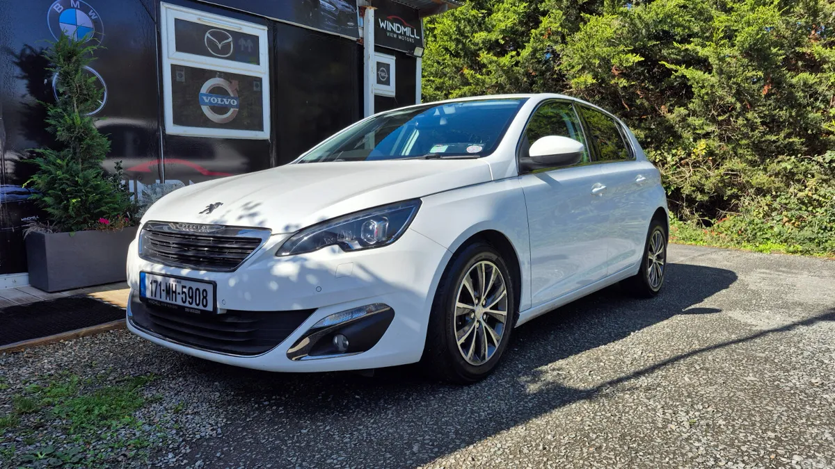 Peugeot 308 Hatchback, Diesel, 2017, White