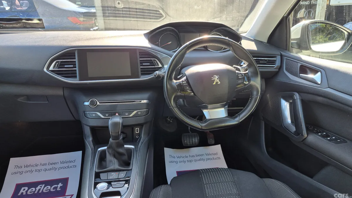 Peugeot 308 Hatchback, Diesel, 2017, White
