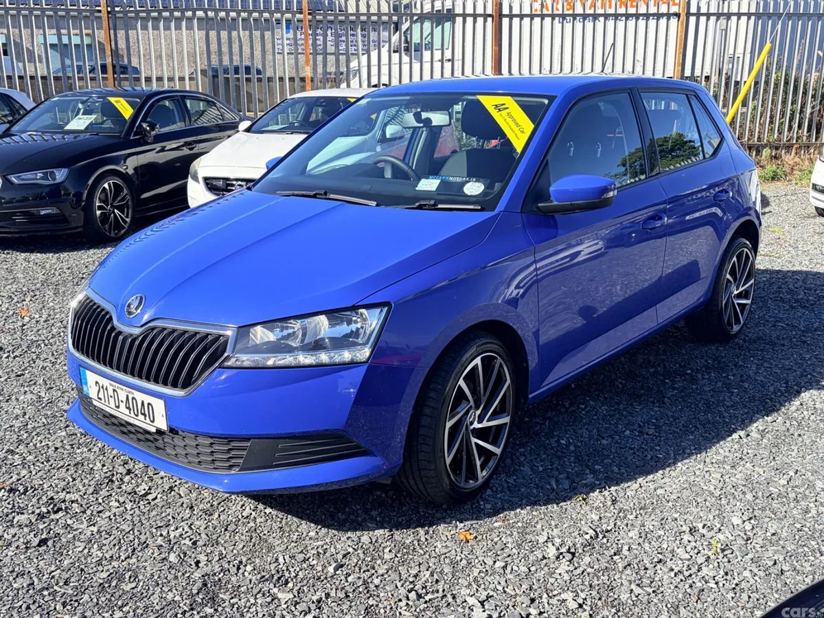 Skoda Fabia Hatchback, Petrol, 2021, Blue