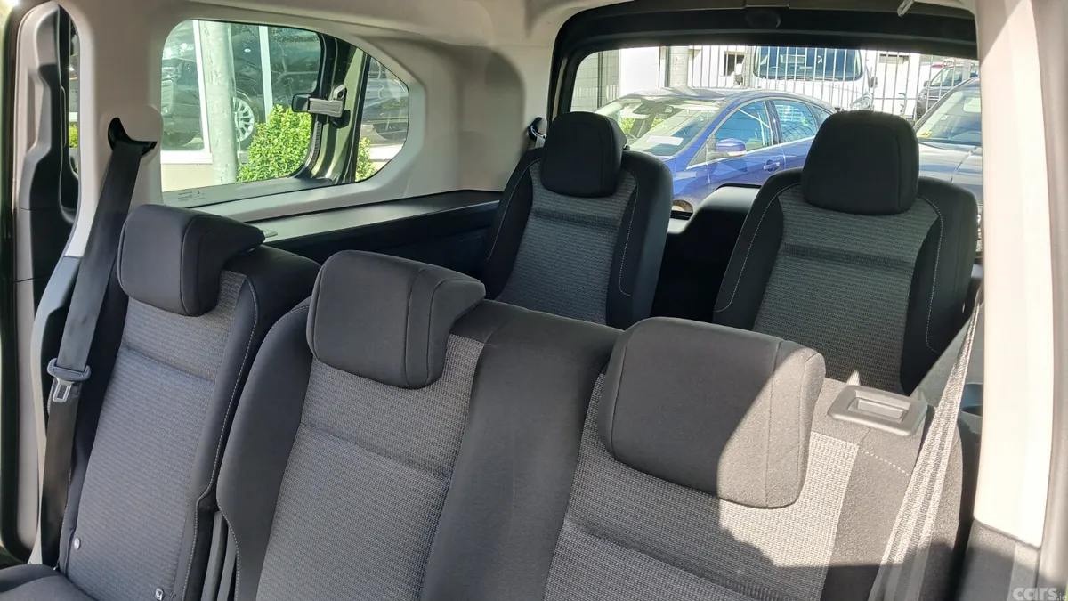 Toyota Proace MPV, Electric, 2025, Green