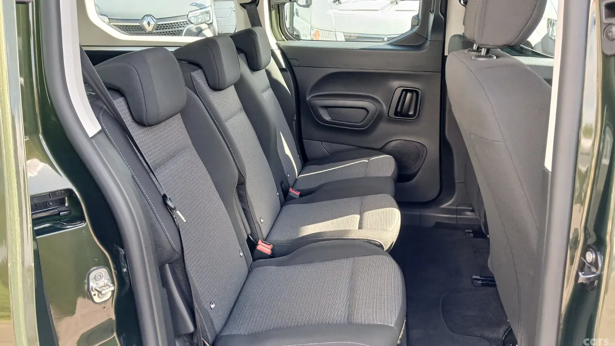 Toyota Proace MPV, Electric, 2025, Green