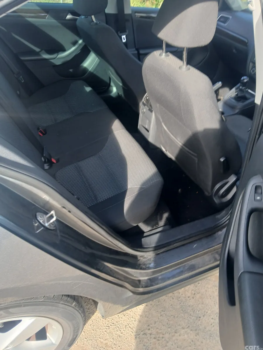 Volkswagen Jetta Saloon, Diesel, 2017, Grey