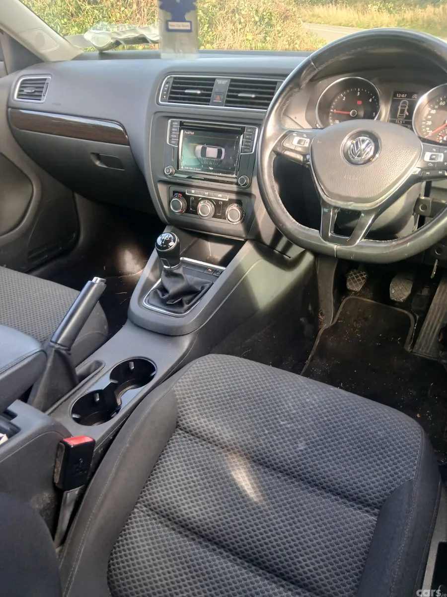 Volkswagen Jetta Saloon, Diesel, 2017, Grey