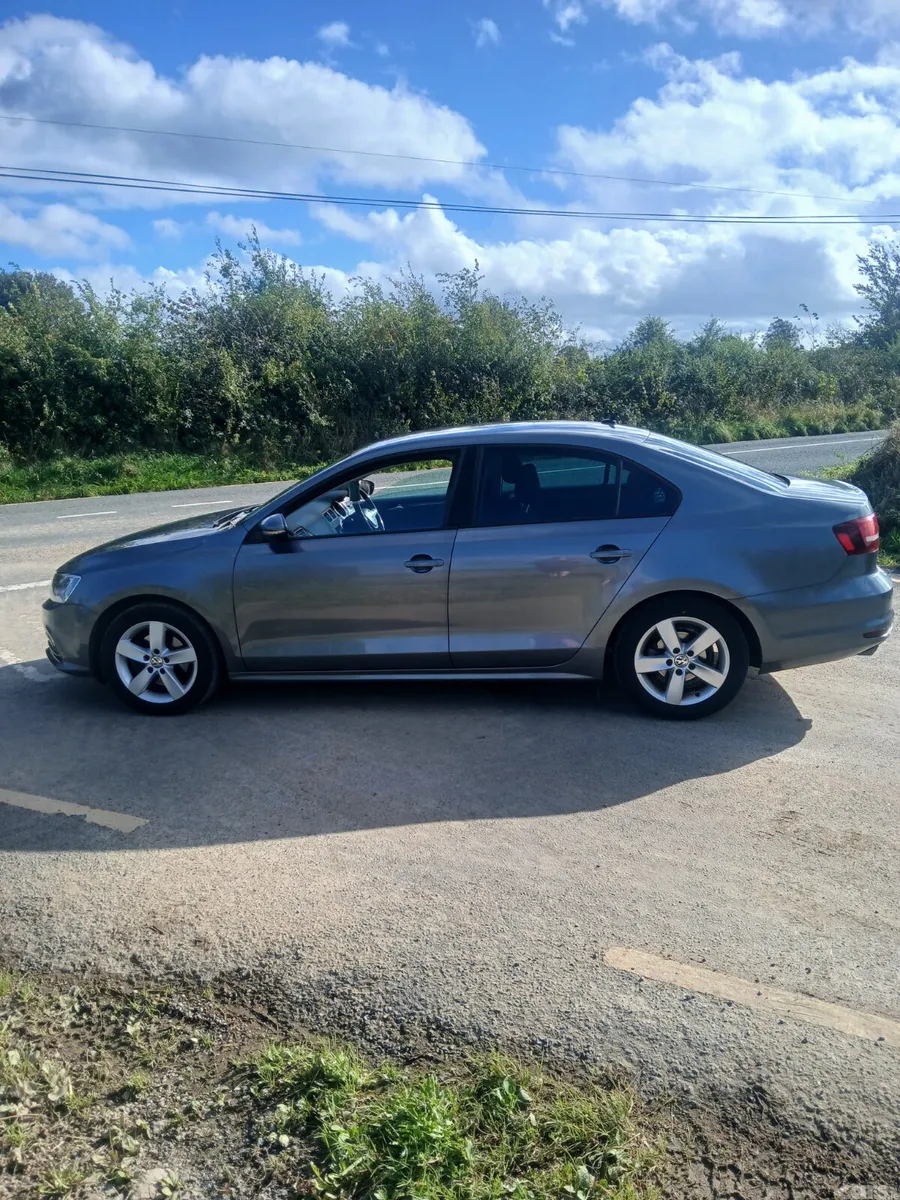 Volkswagen Jetta Saloon, Diesel, 2017, Grey