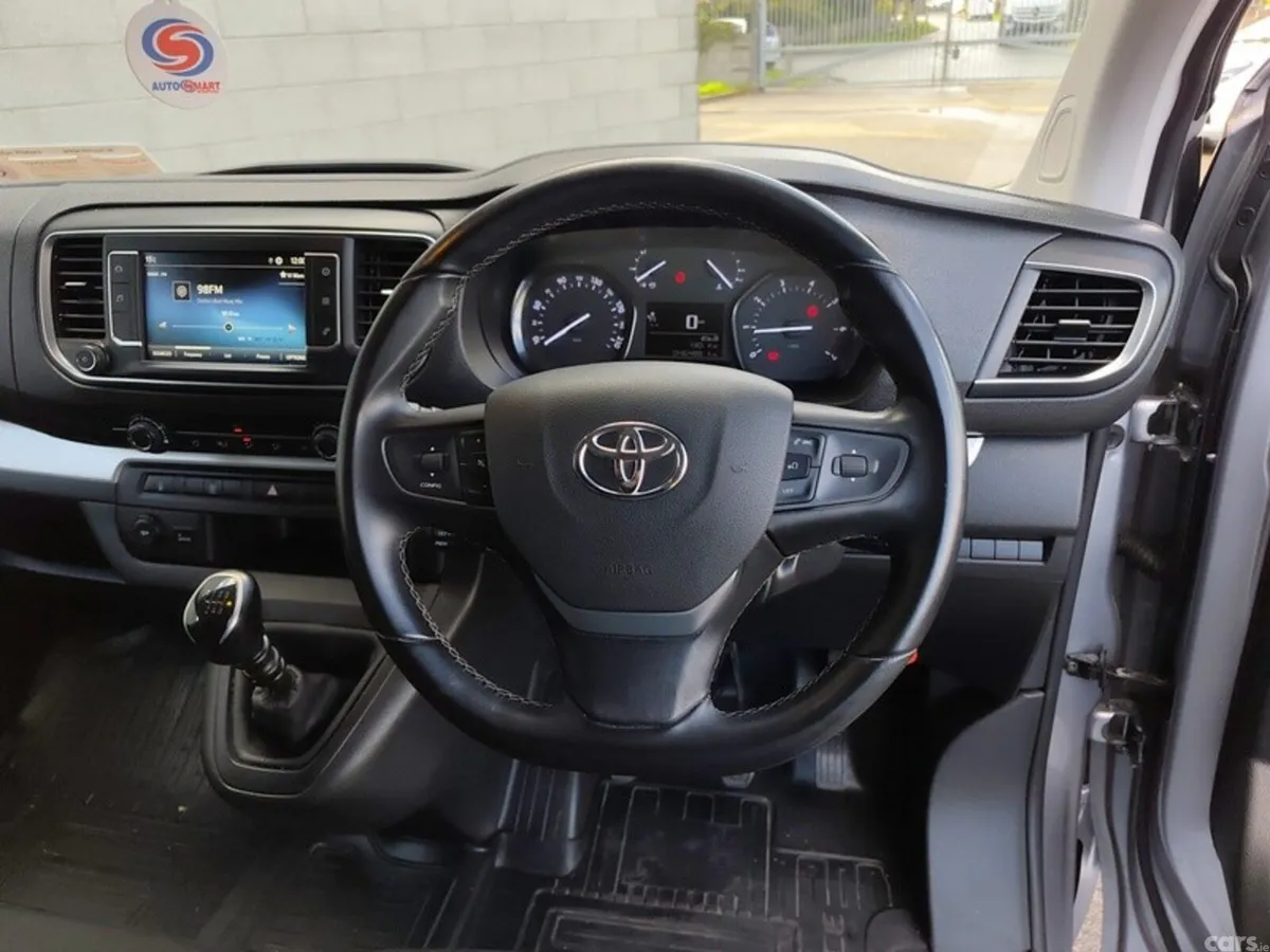 Toyota Proace MPV, Diesel, 2024, Grey