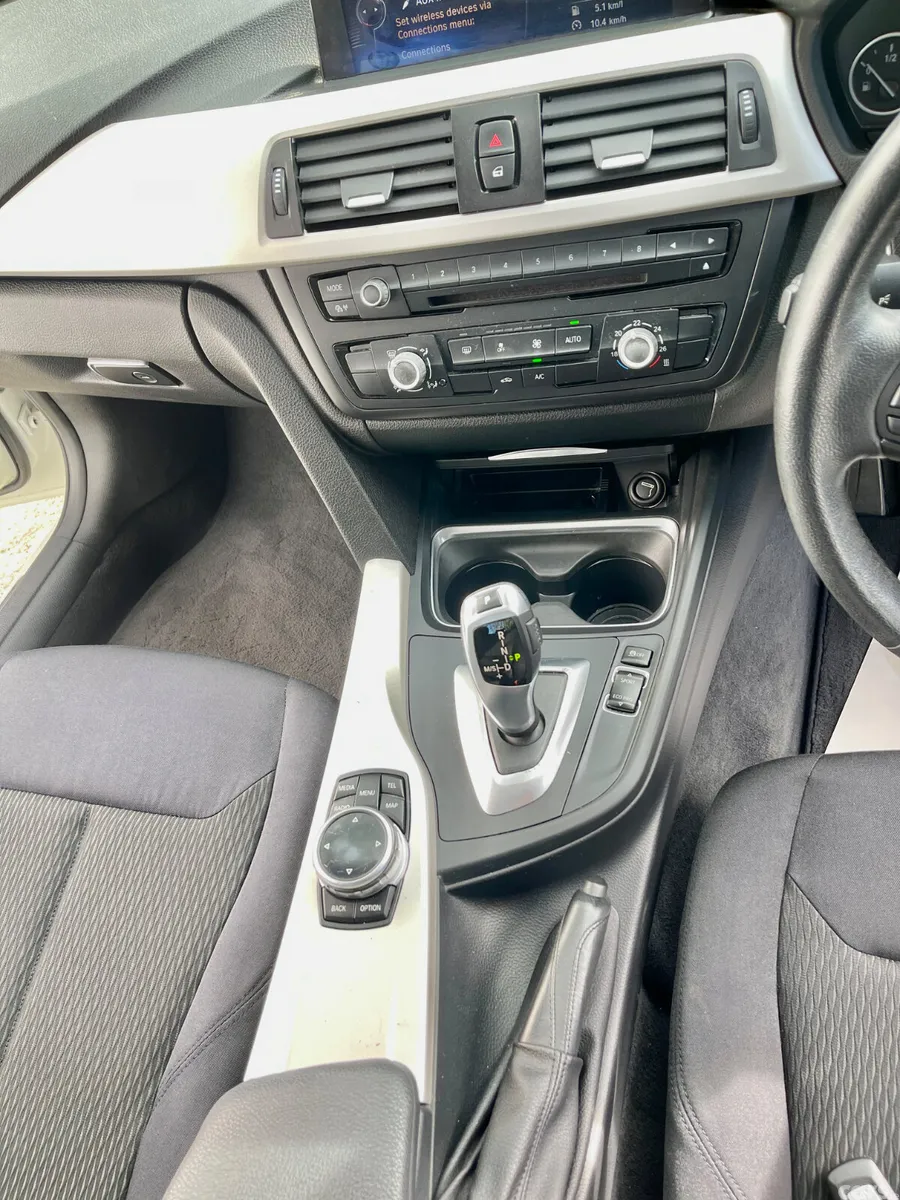BMW 3-Series Saloon, Petrol, 2014, White