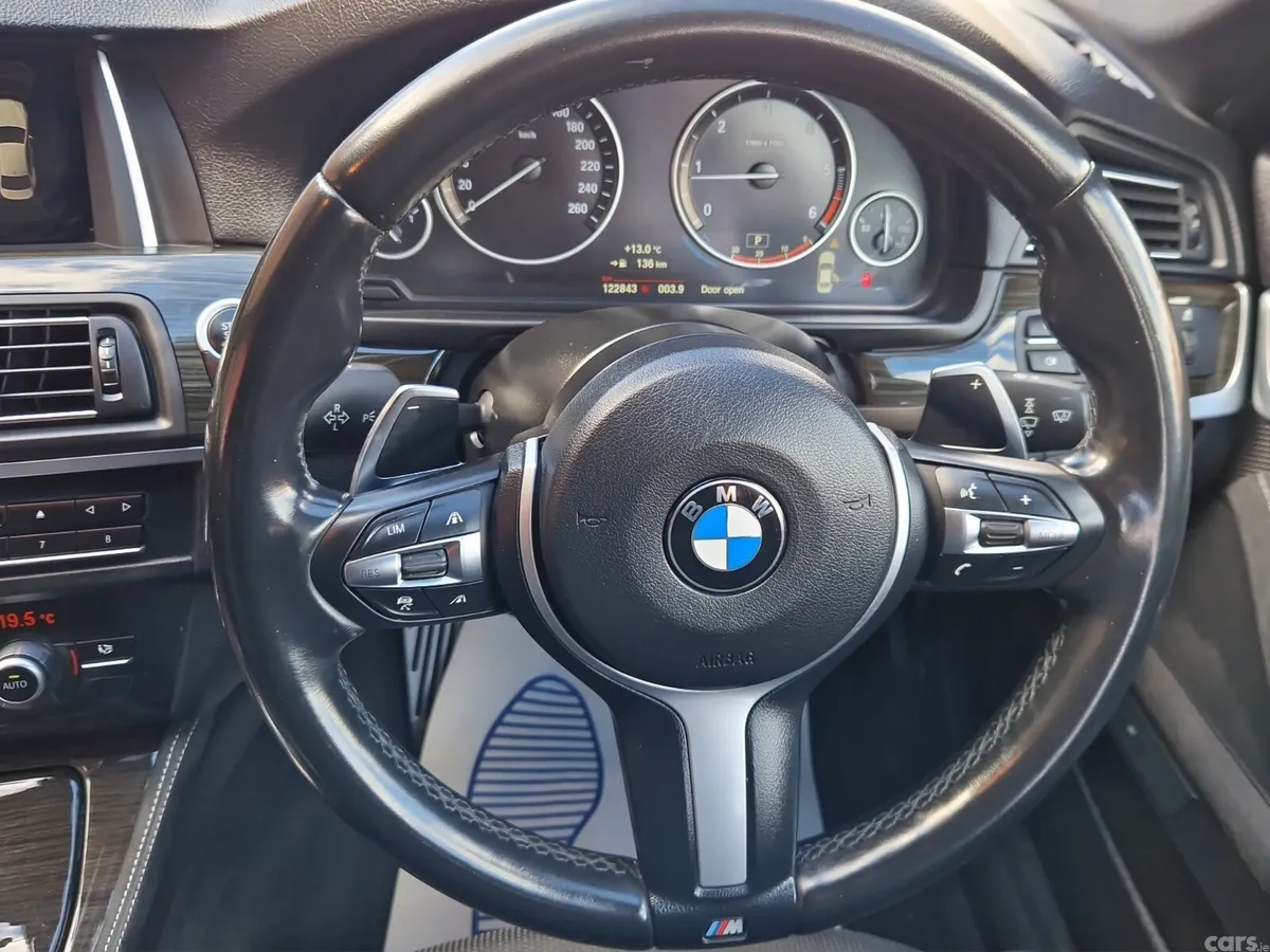 BMW 5-Series Saloon, Diesel, 2016, Blue