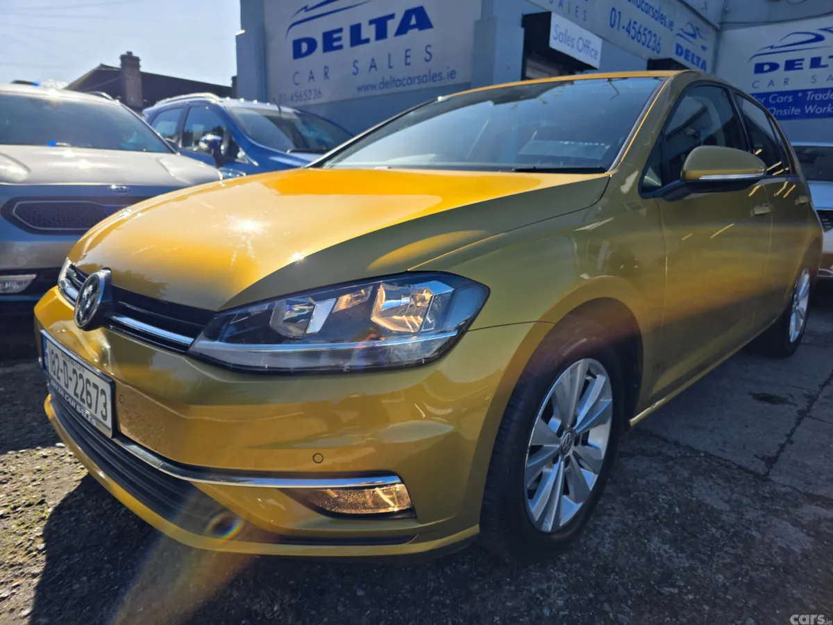 Volkswagen Golf Estate, Diesel, 2018, Yellow