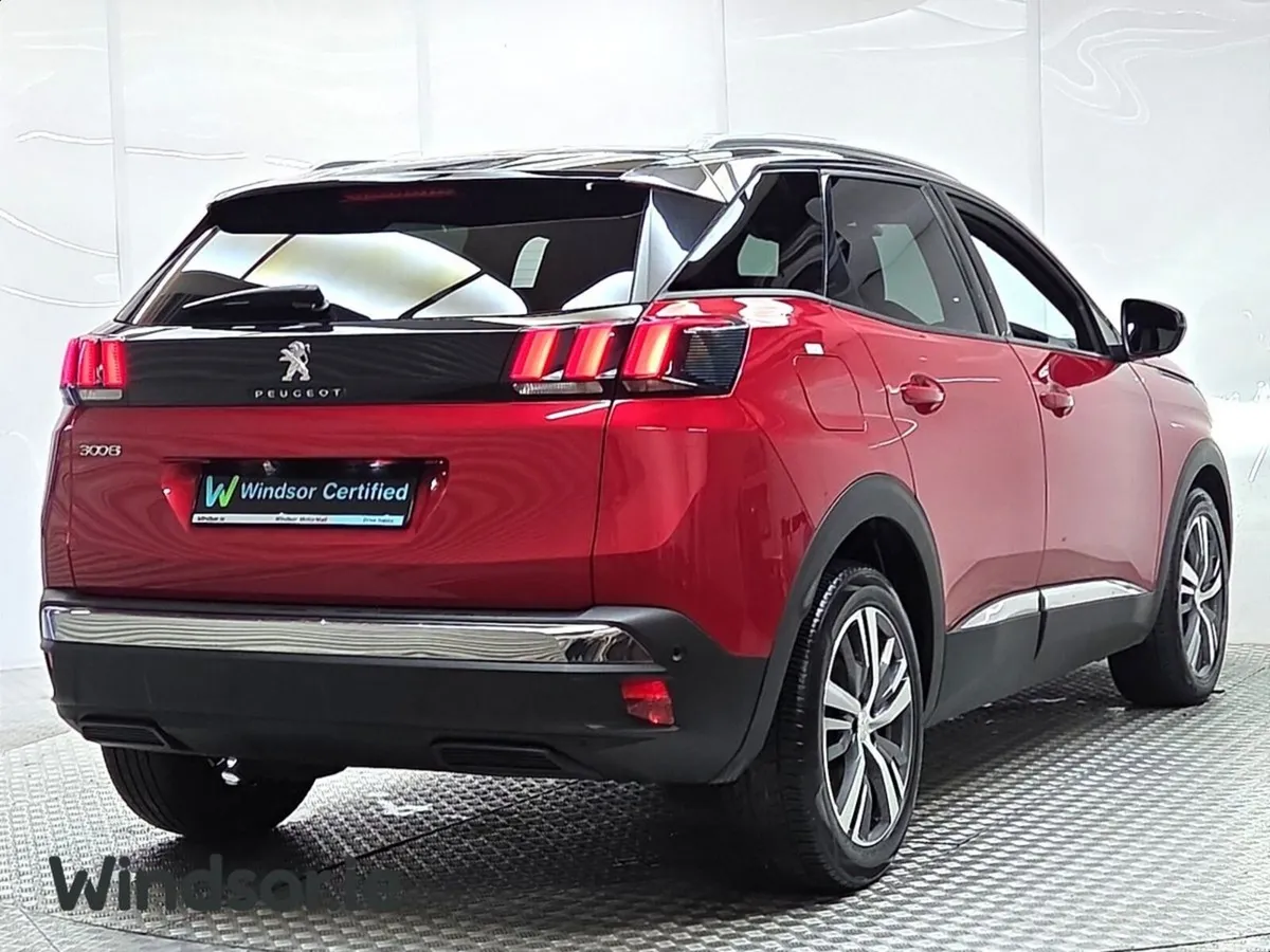 Peugeot 3008 MPV, Diesel, 2024, Red