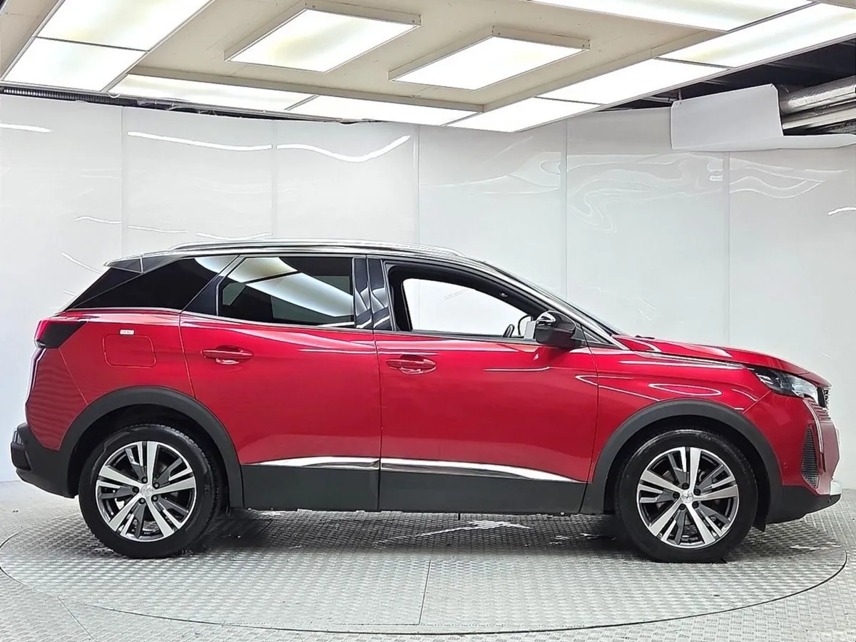 Peugeot 3008 MPV, Diesel, 2024, Red