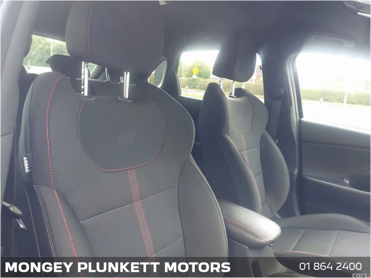 Hyundai i30 Hatchback, Petrol, 2021, Black