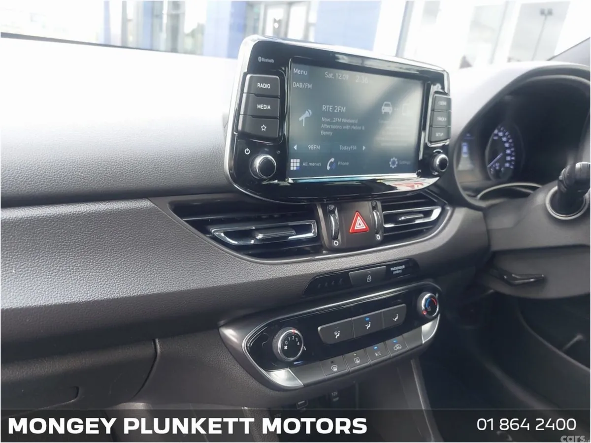 Hyundai i30 Hatchback, Petrol, 2021, Black