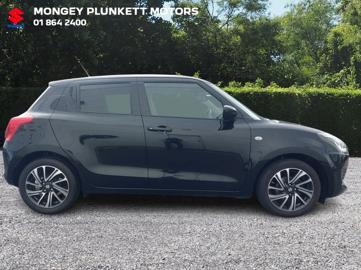 Suzuki Swift Hatchback, Petrol, 2023, Black