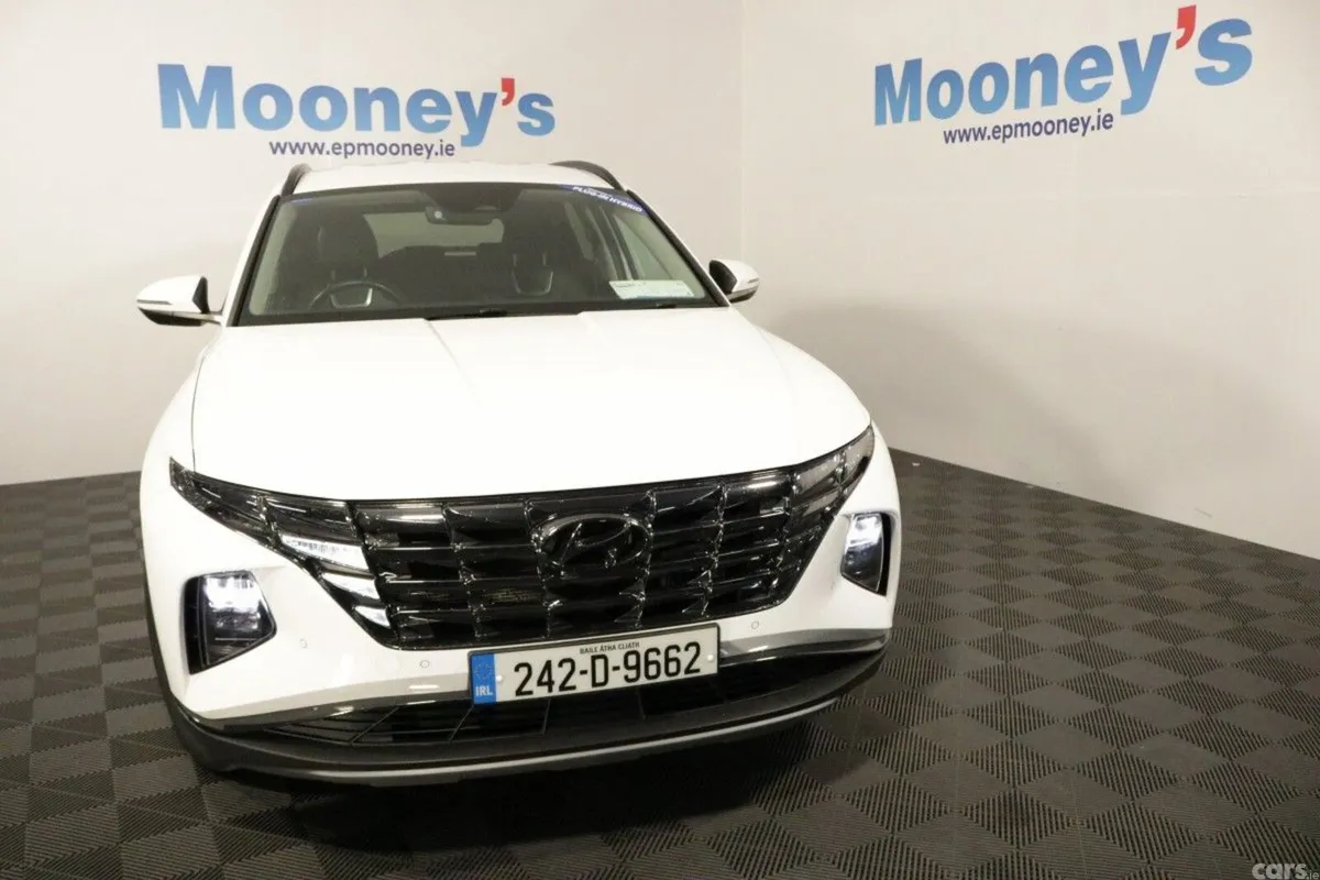 Hyundai Tucson SUV, Petrol Plug-in Hybrid, 2024, White