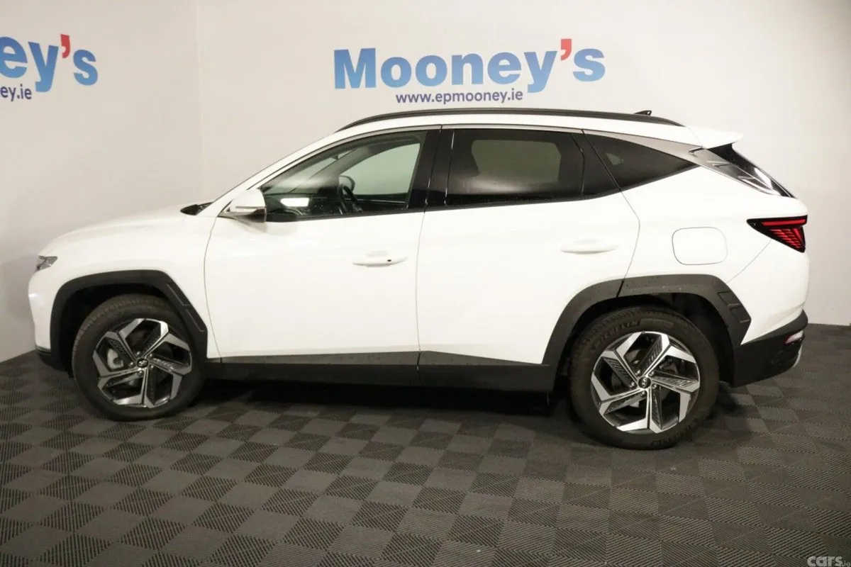 Hyundai Tucson SUV, Petrol Plug-in Hybrid, 2024, White