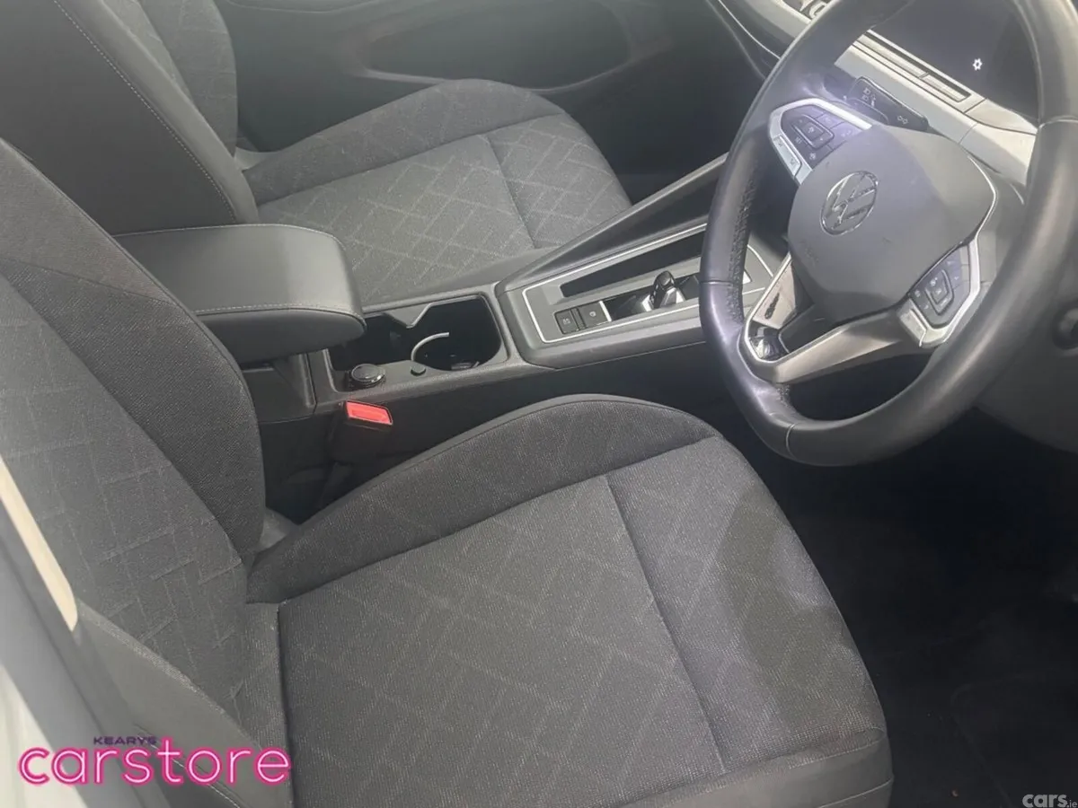 Volkswagen Golf Hatchback, Petrol, 2023, White