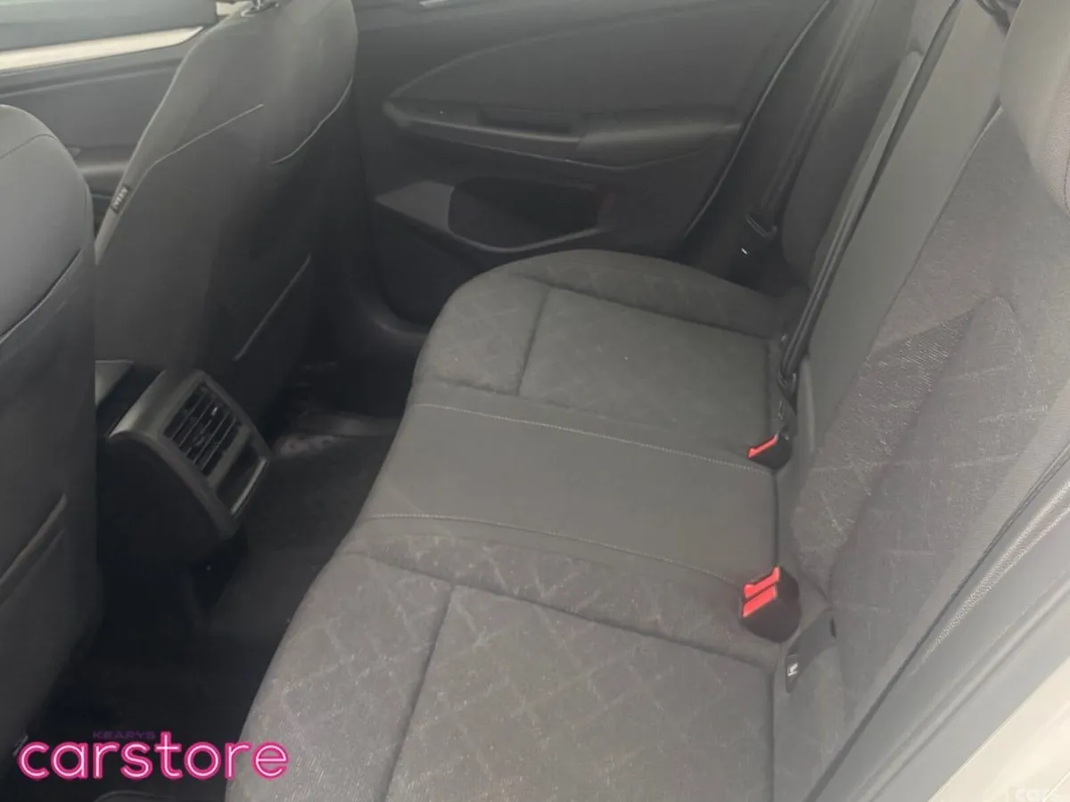 Volkswagen Golf Hatchback, Petrol, 2023, White