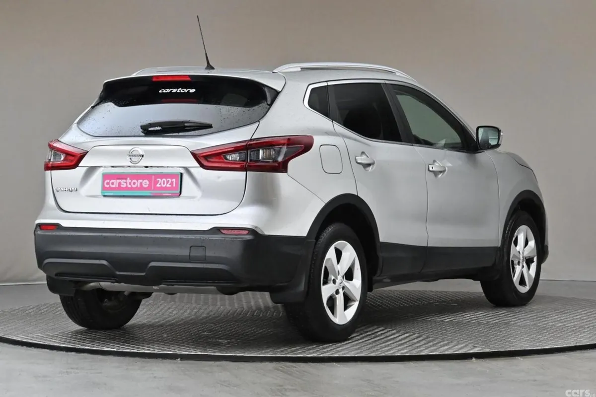 Nissan Qashqai SUV, Petrol, 2021, Grey