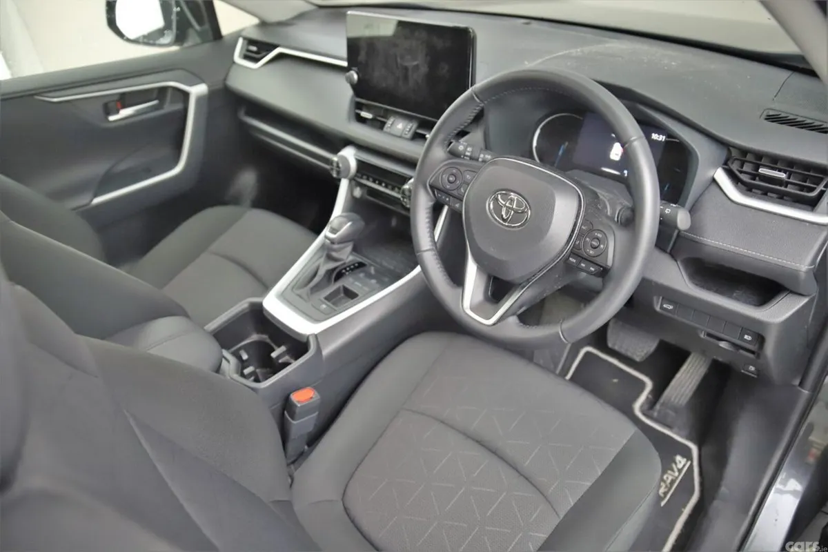 Toyota RAV4 SUV, Petrol Hybrid, 2025, Grey