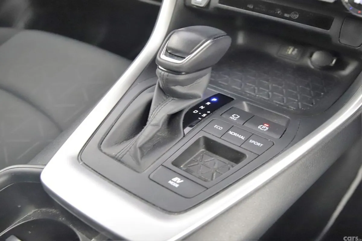 Toyota RAV4 SUV, Petrol Hybrid, 2025, Grey