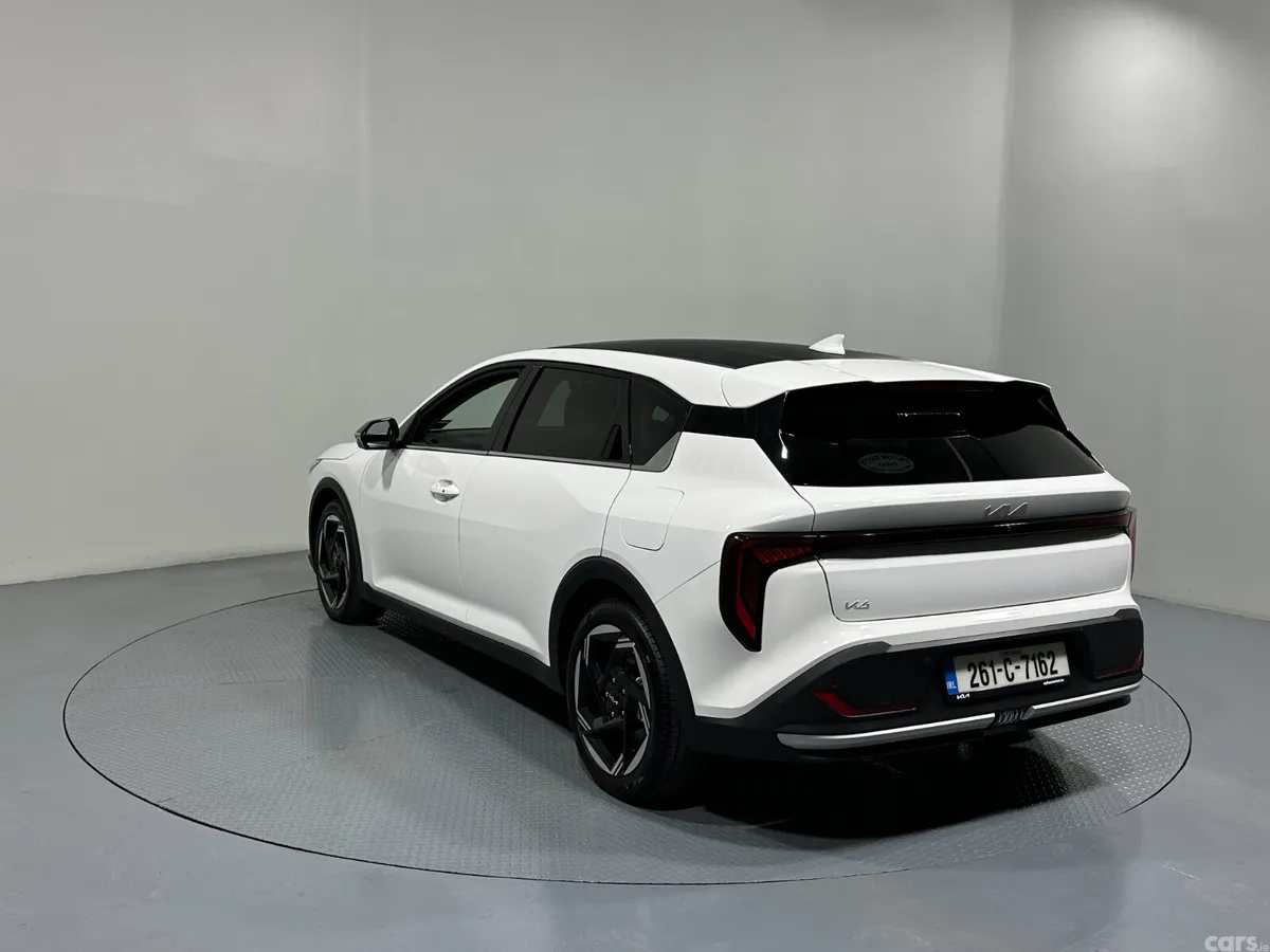 Kia K4 Hatchback, Petrol Hybrid, 2026, White
