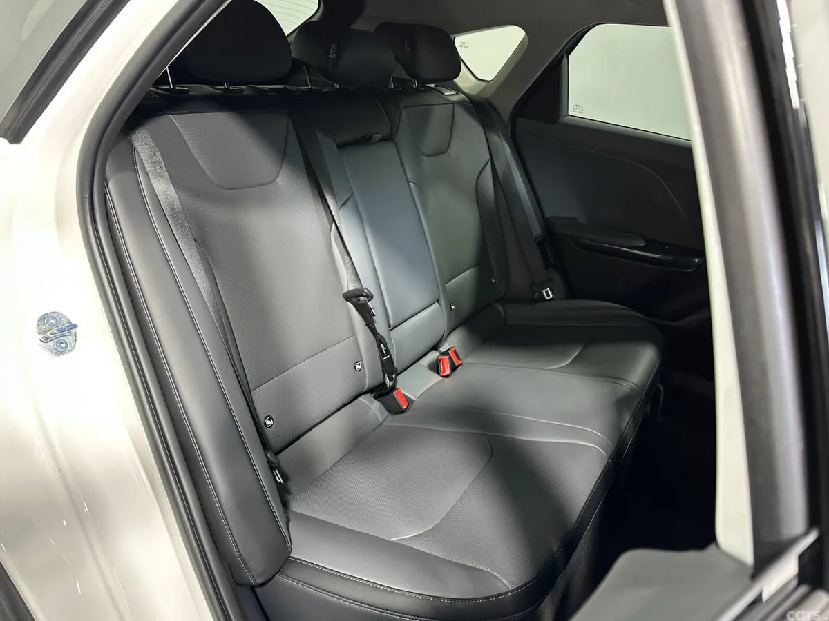 Kia K4 Hatchback, Petrol Hybrid, 2026, White