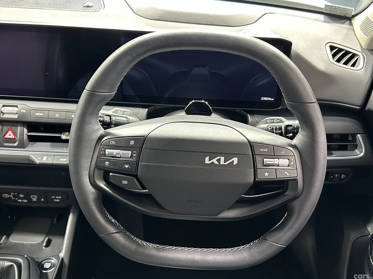 Kia K4 Hatchback, Petrol Hybrid, 2026, White