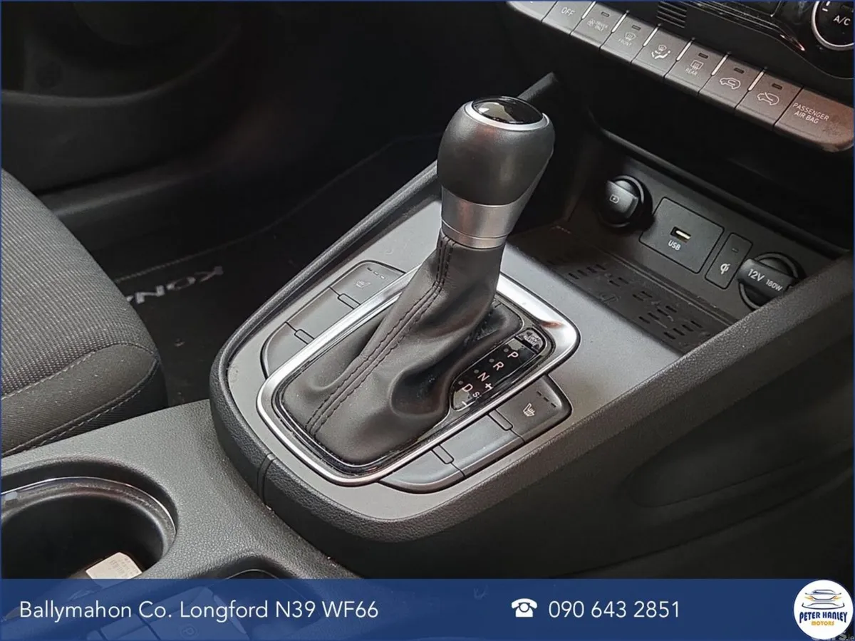 Hyundai KONA SUV, Petrol Hybrid, 2021, Grey