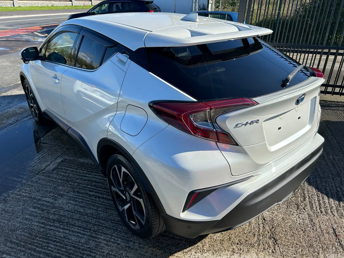 Toyota C-HR Hatchback, Petrol Hybrid, 2019, White