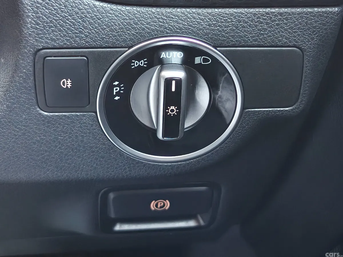 Mercedes-Benz A-Class Hatchback, Petrol, 2018, Grey