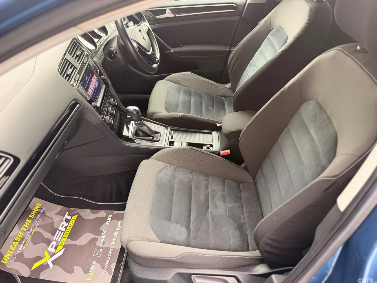 Volkswagen Golf Hatchback, Petrol, 2014, Blue
