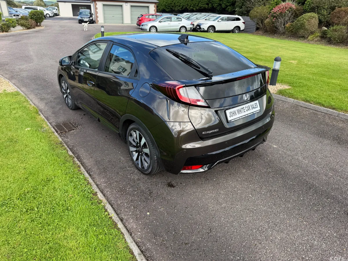 Honda Civic Hatchback, Petrol, 2016, Brown