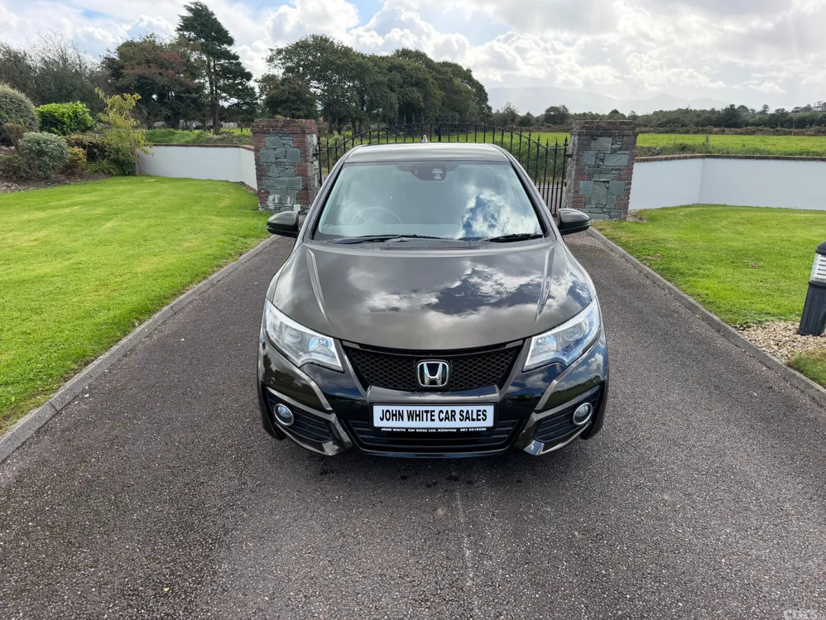 Honda Civic Hatchback, Petrol, 2016, Brown