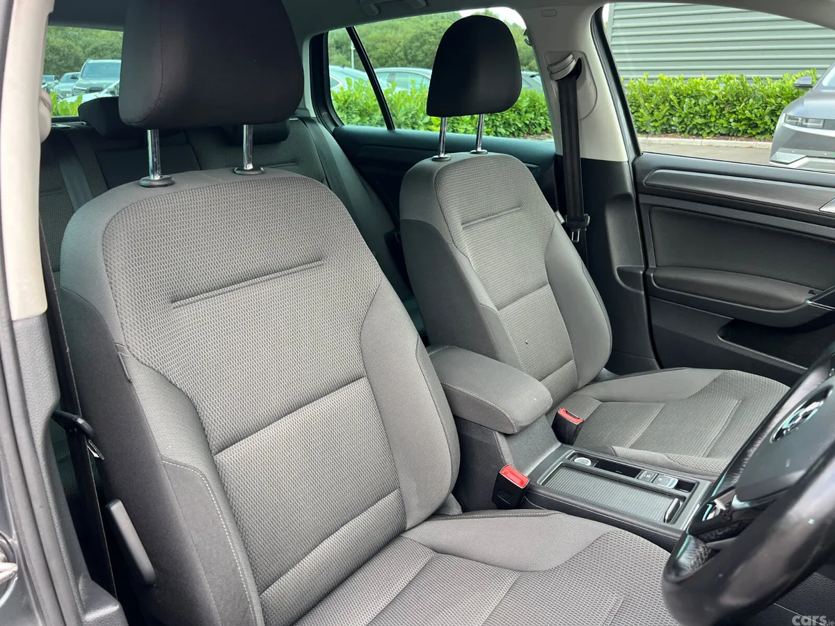 Volkswagen Golf Hatchback, Diesel, 2020, Grey