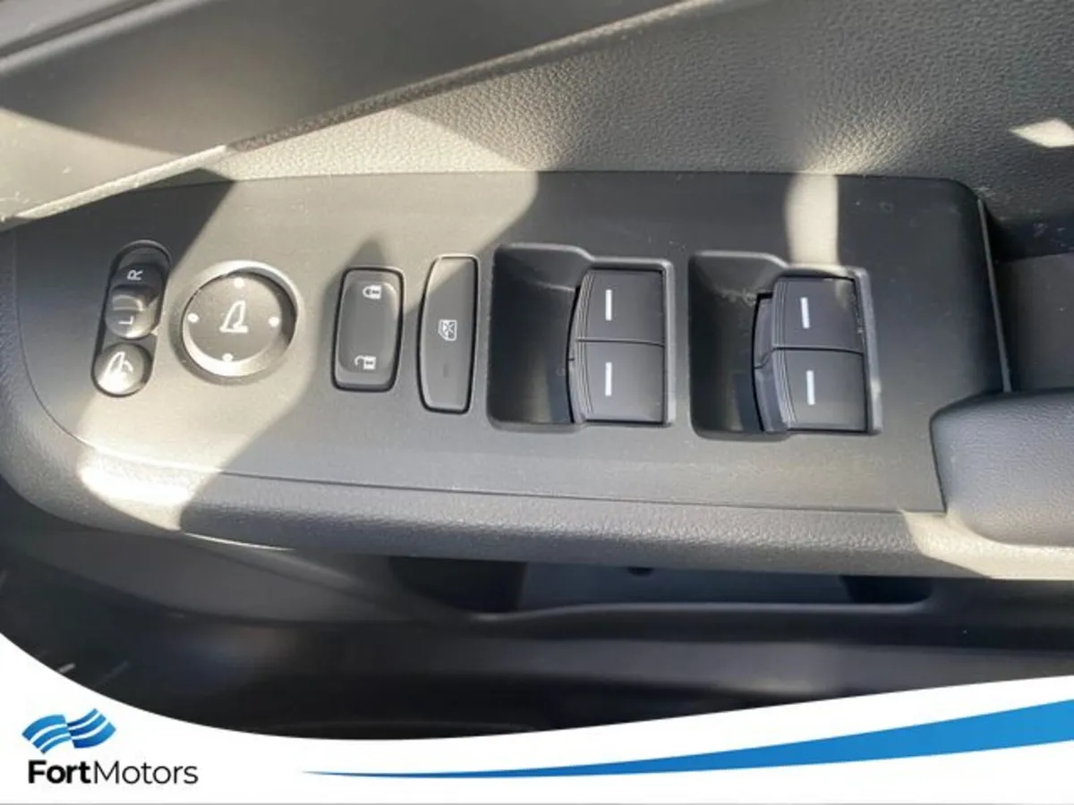 Honda HR-V Hatchback, Petrol Hybrid, 2025, Black