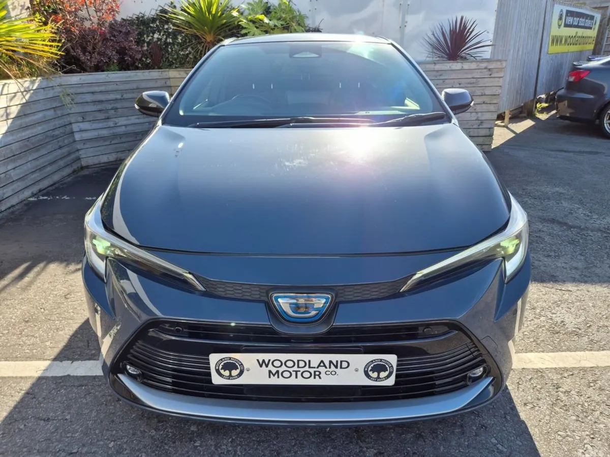 Toyota Corolla Estate, Petrol Hybrid, 2023, Grey